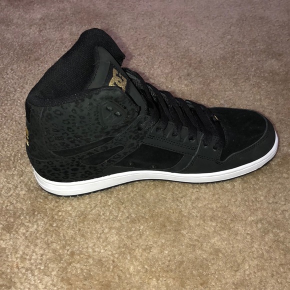 DC Skateboard shoes - Picture 5 of 5